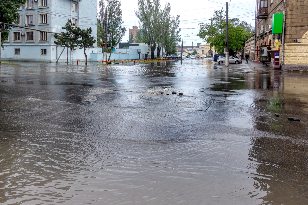 How to Clean Up a Sewage Spill Outdoors